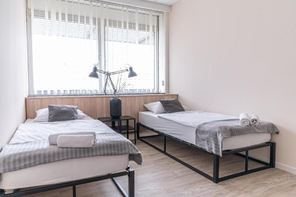 Hostel Messe Laatzen Bagian luar foto