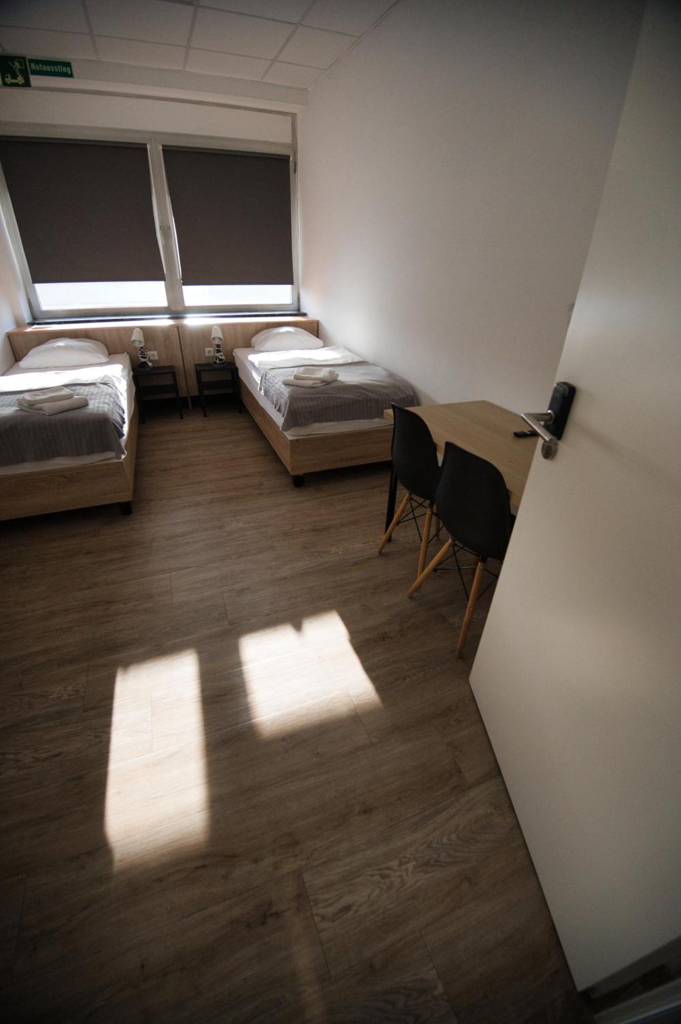 Hostel Messe Laatzen Bagian luar foto